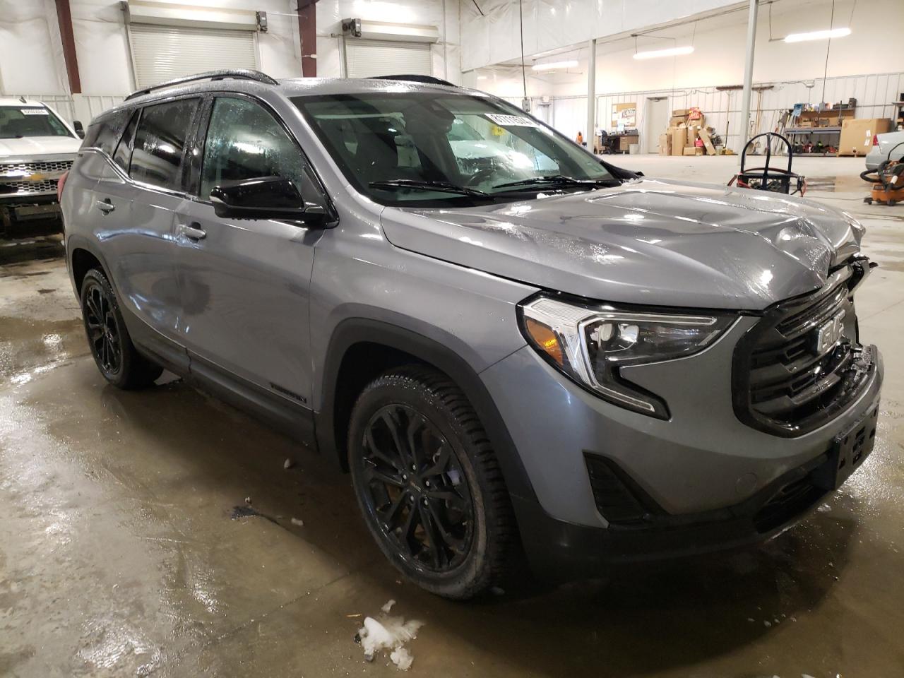 2021 GMC Terrain - Image 4