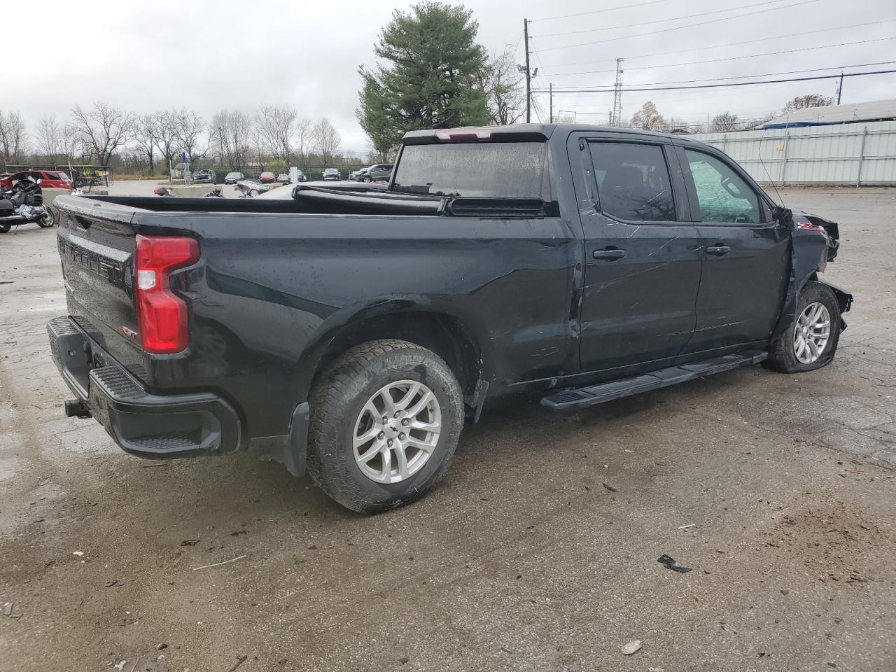2020 Chevrolet Silverado - Image 3