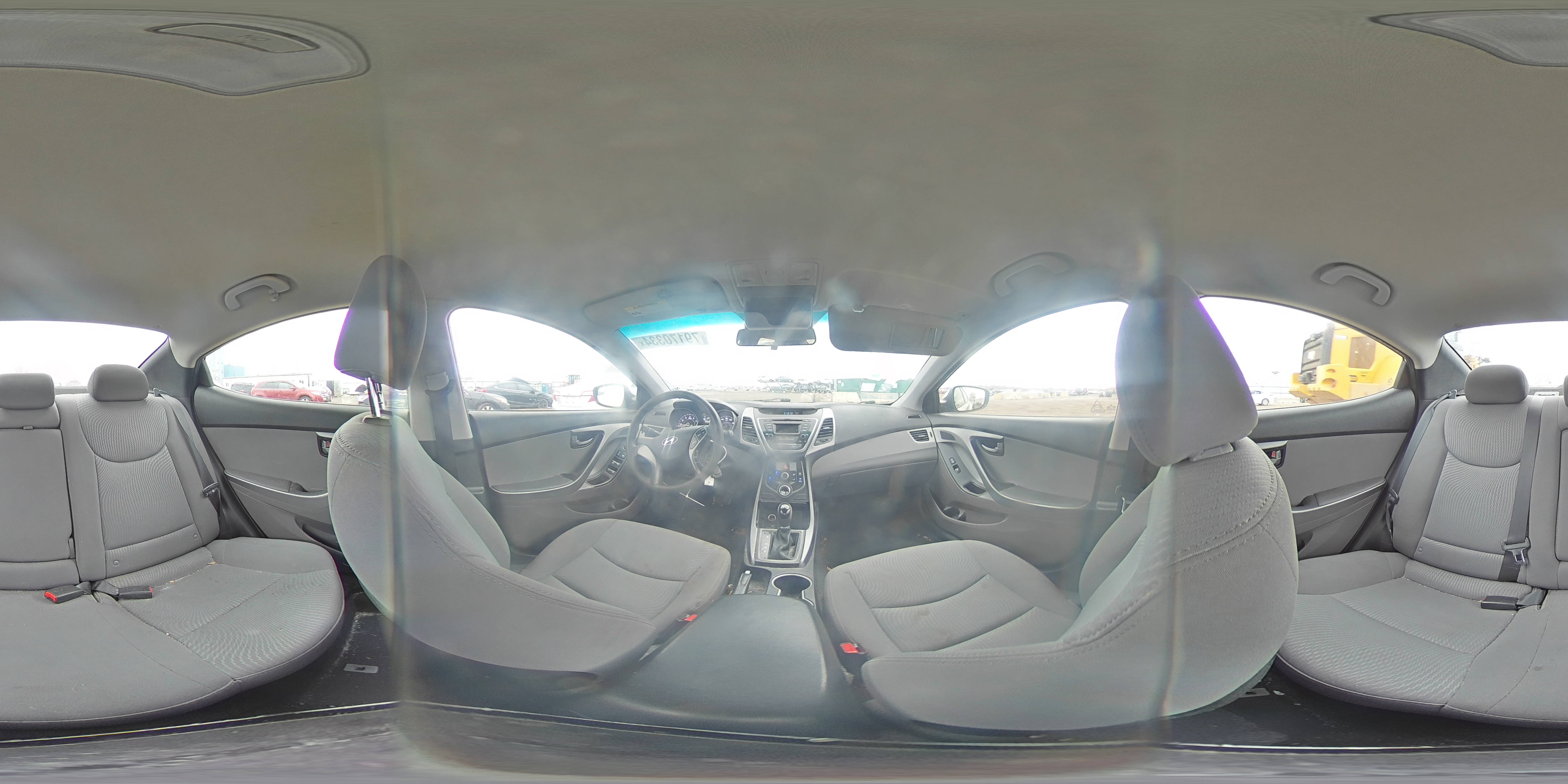 2014 Hyundai Elantra - Image 12