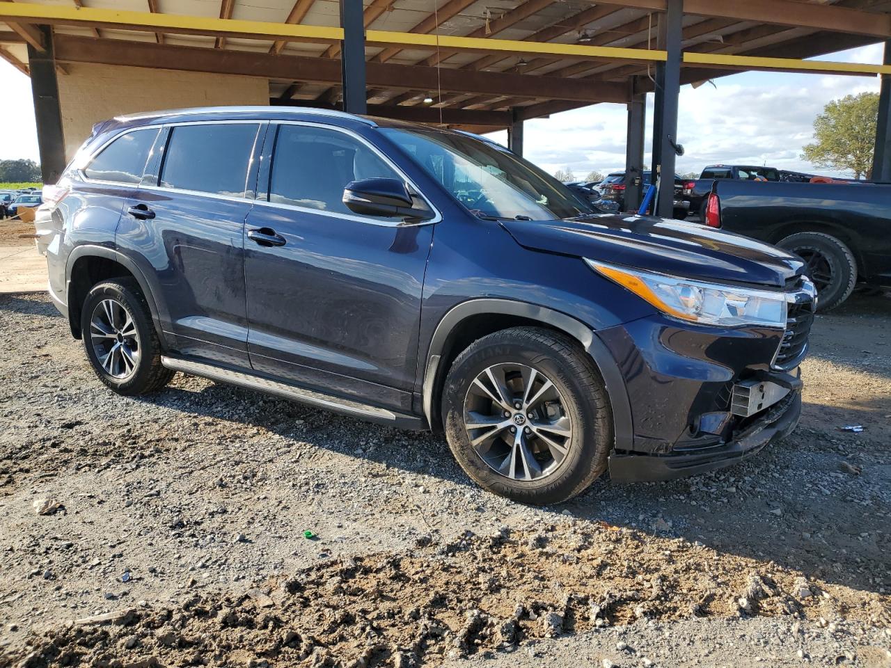 2016 Toyota Highlander - Image 4