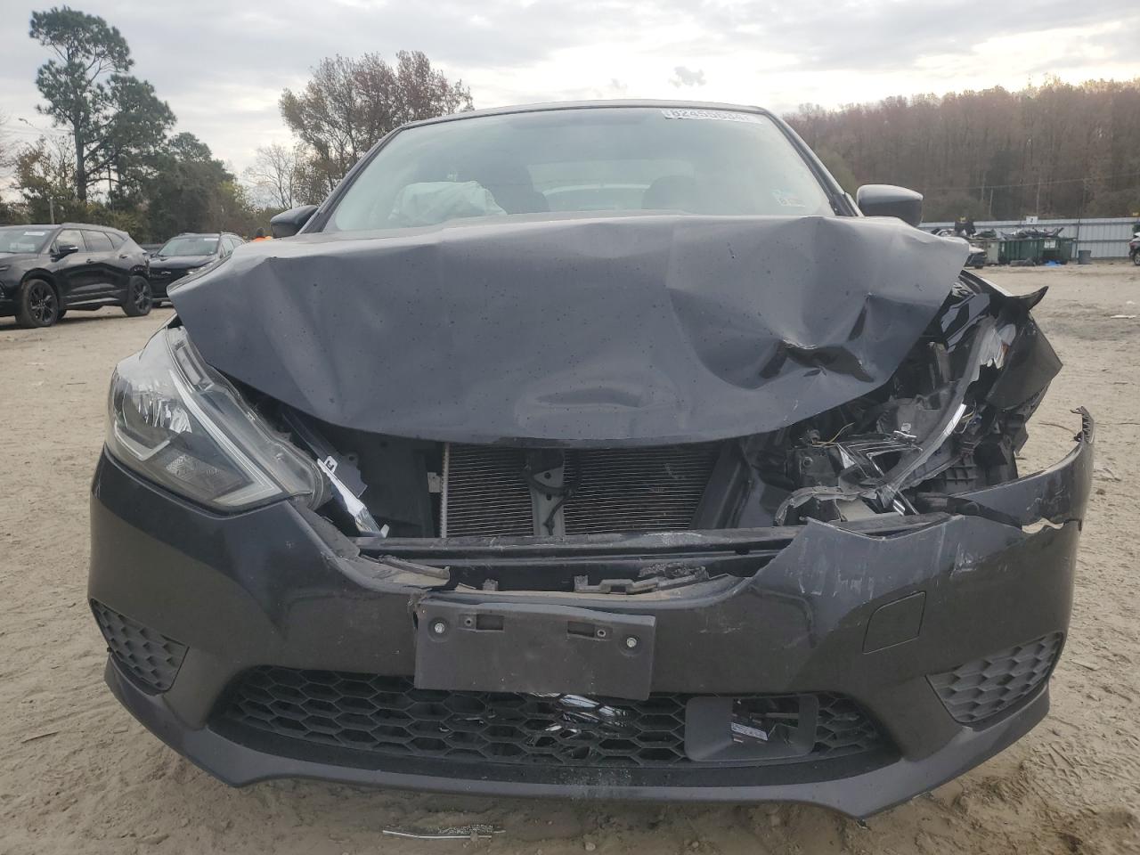2019 Nissan Sentra - Image 5