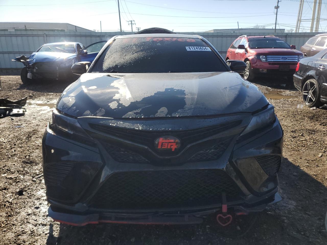 2019 Toyota Camry - Image 5