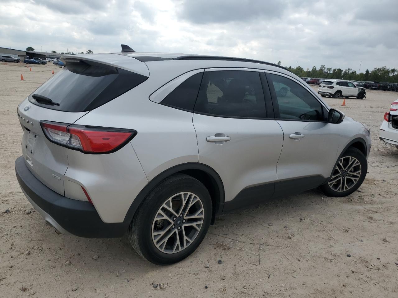 2020 Ford Escape - Image 3