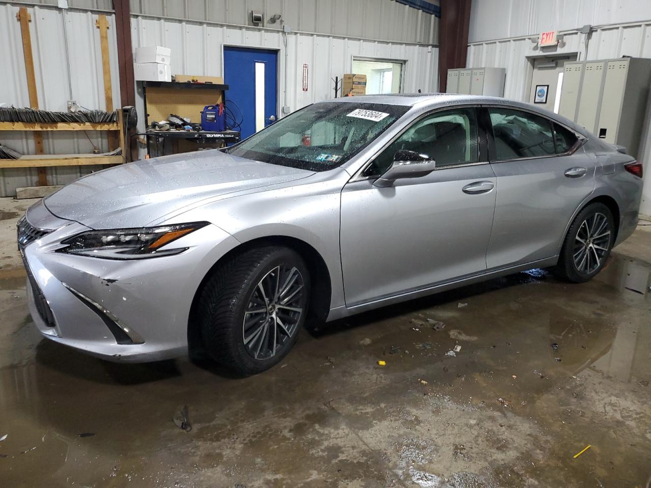 2024 Lexus ES - Image 1