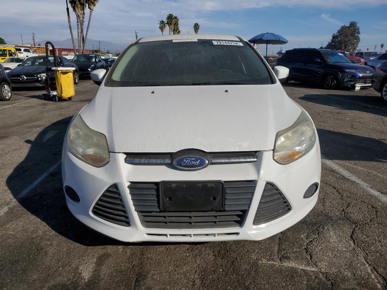 VIN 1FADP3F28EL399646 2014 FORD FOCUS no.5