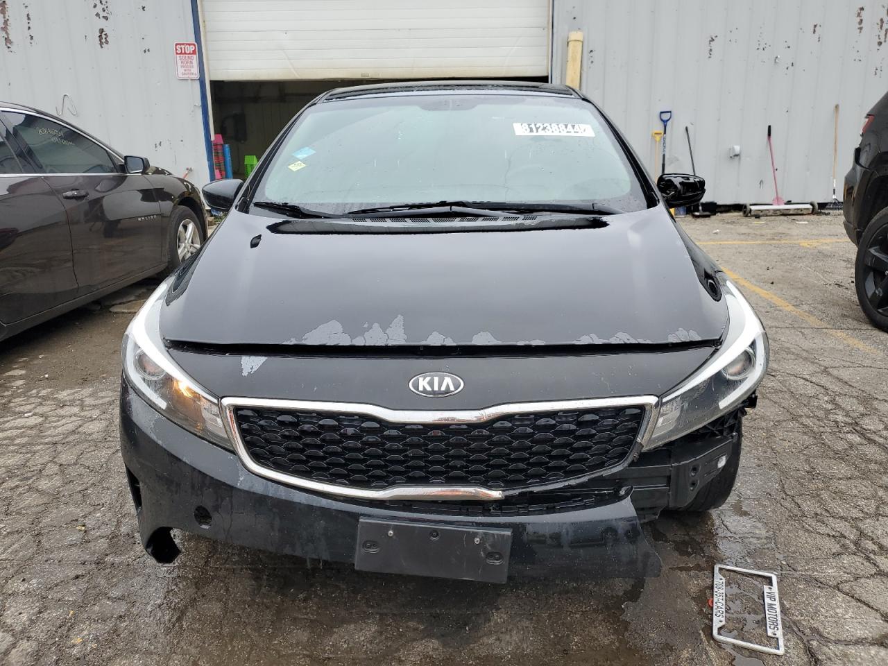 VIN 3KPFL4A78JE190465 2018 KIA FORTE no.5