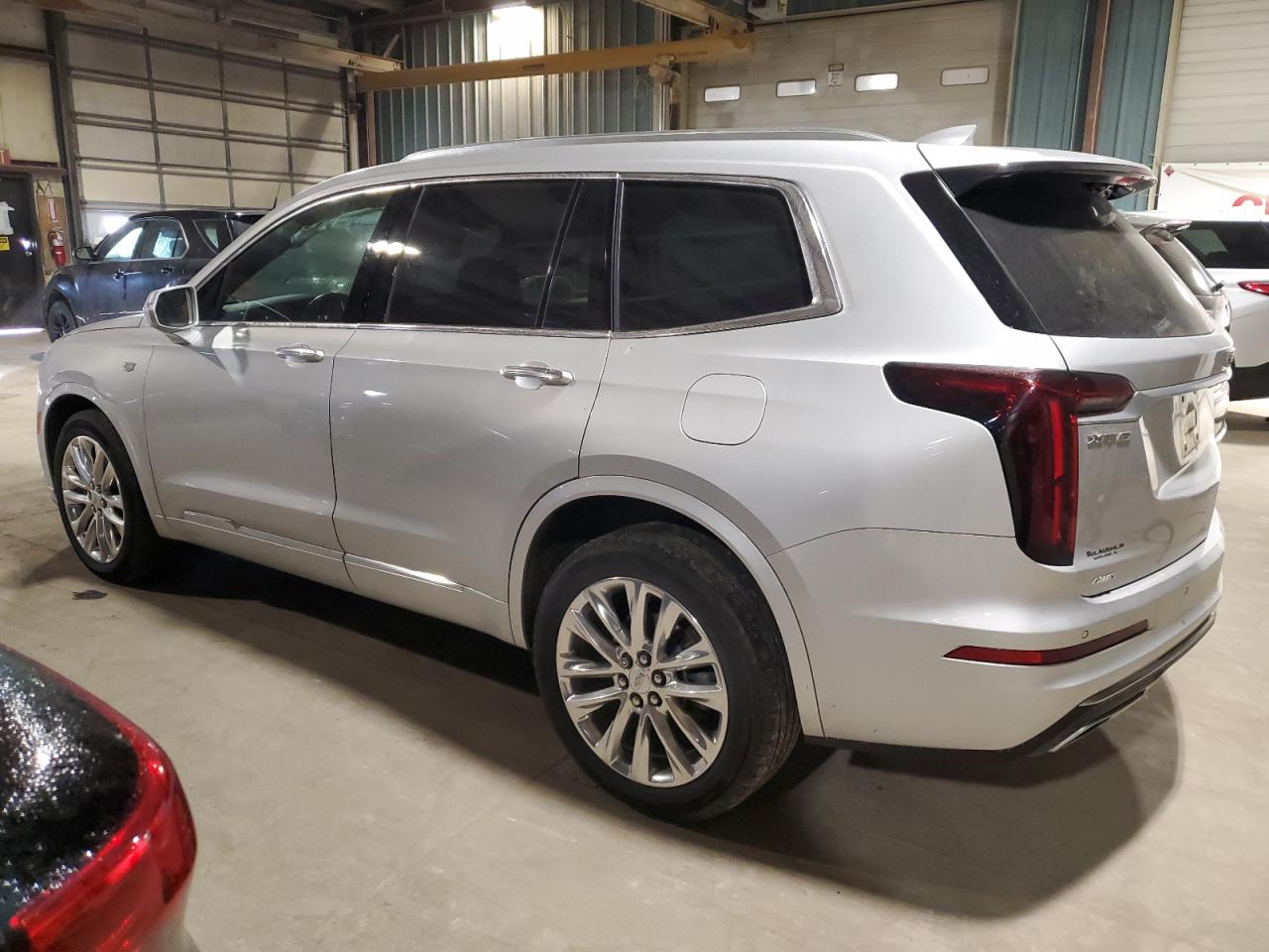 2020 Cadillac XT6 - Image 2