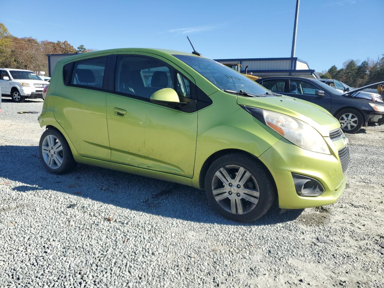 VIN KL8CB6S90DC571281 2013 CHEVROLET SPARK no.4