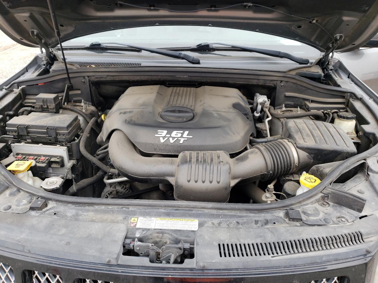 2013 Jeep Grand Cherokee - Image 12