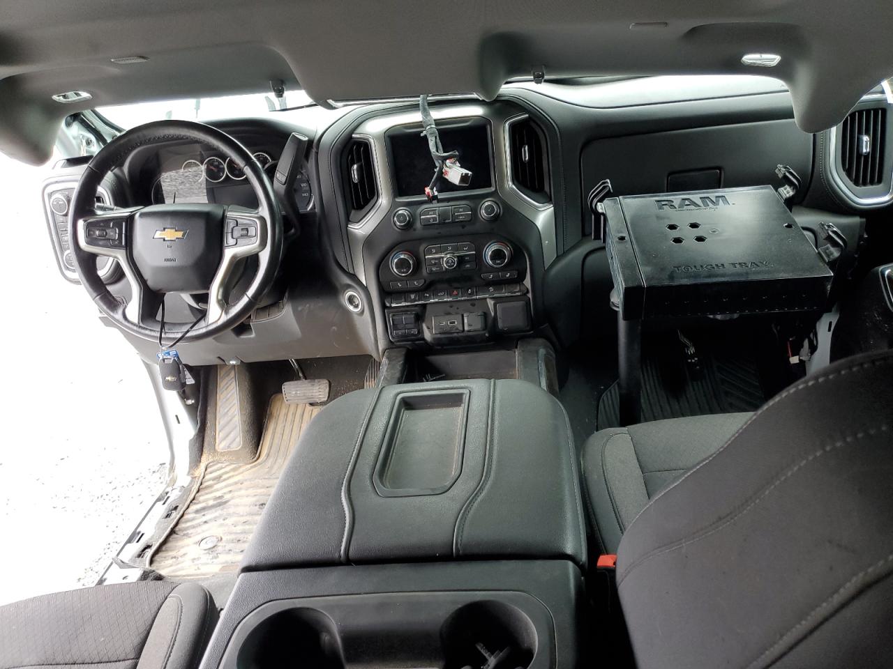 2021 Chevrolet Silverado - Image 8