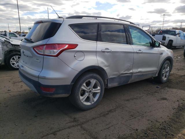  FORD ESCAPE 2015 Серебристый