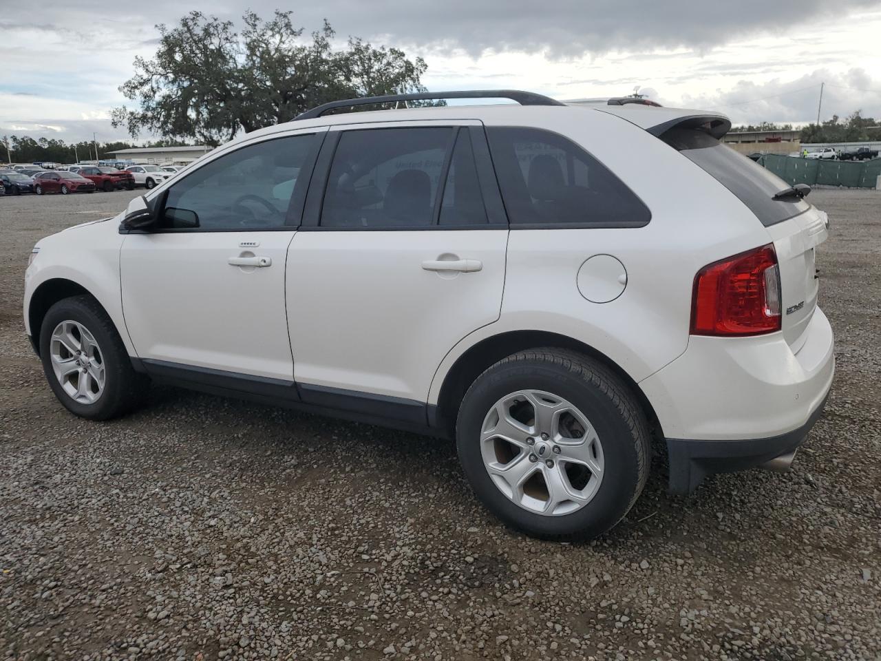 2014 Ford Edge - Image 2