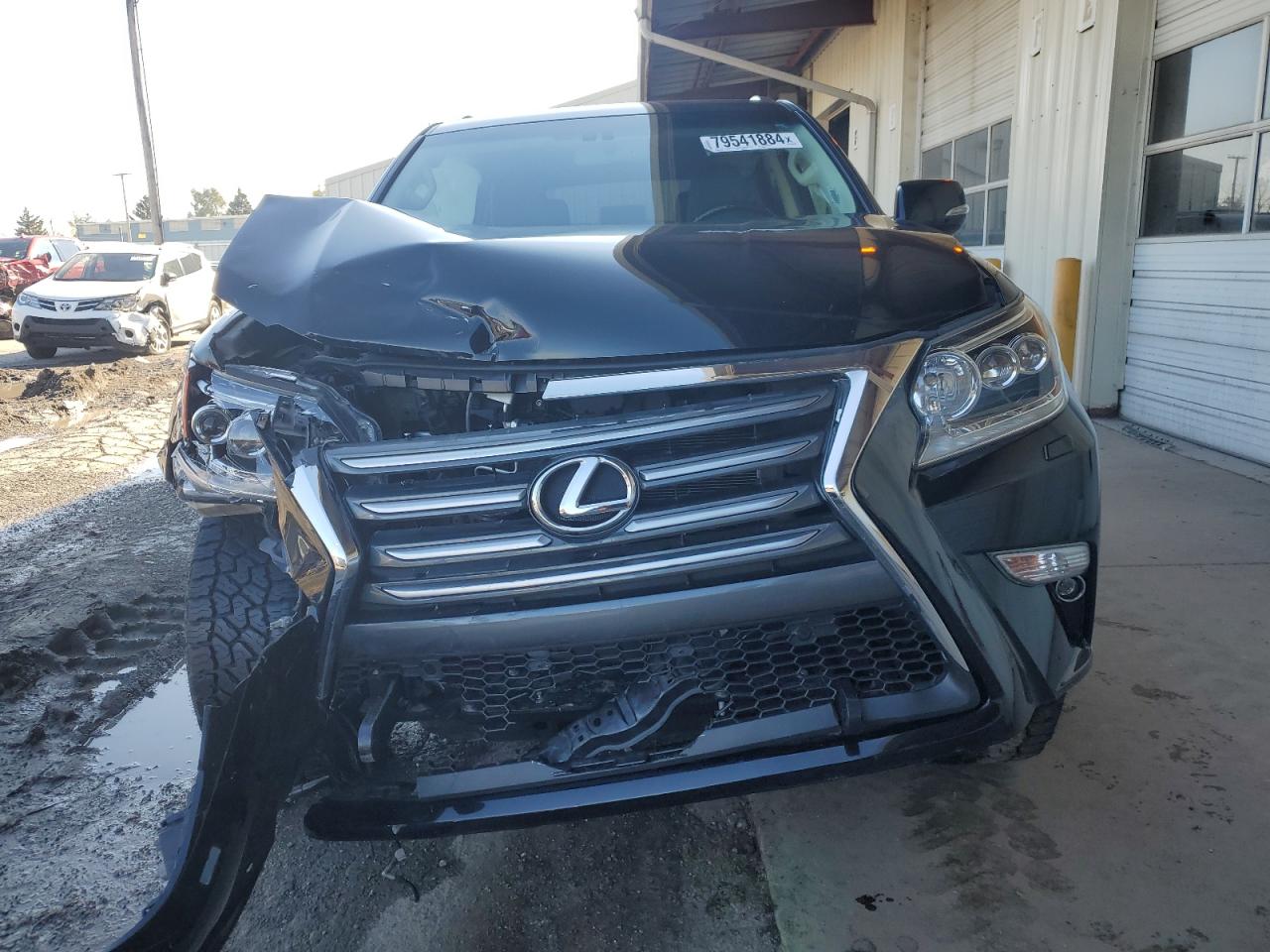 2018 Lexus GX - Image 5