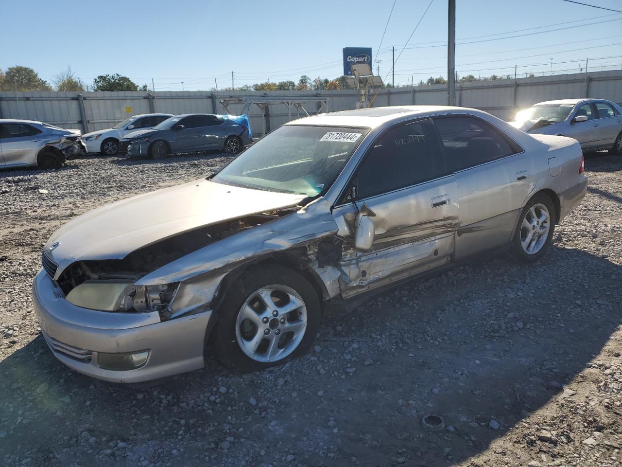 2001 Lexus ES - Image 1