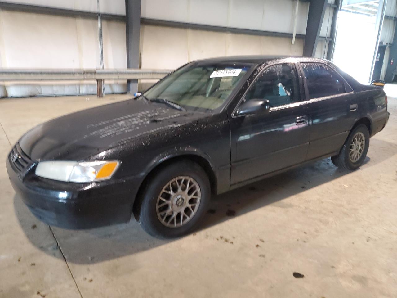 1999 Toyota Camry - Image 1