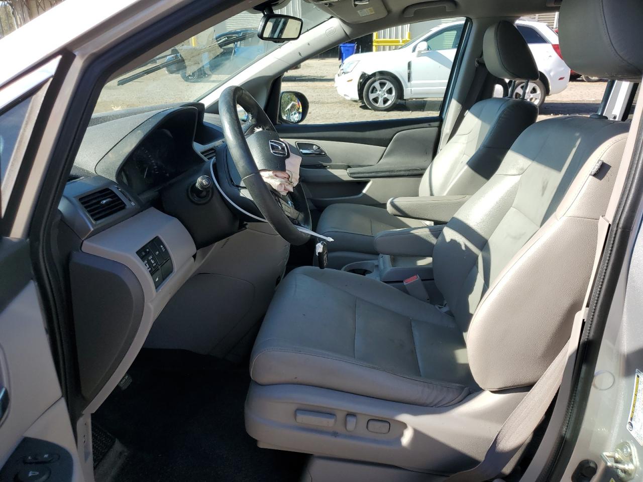 2015 Honda Odyssey - Image 7