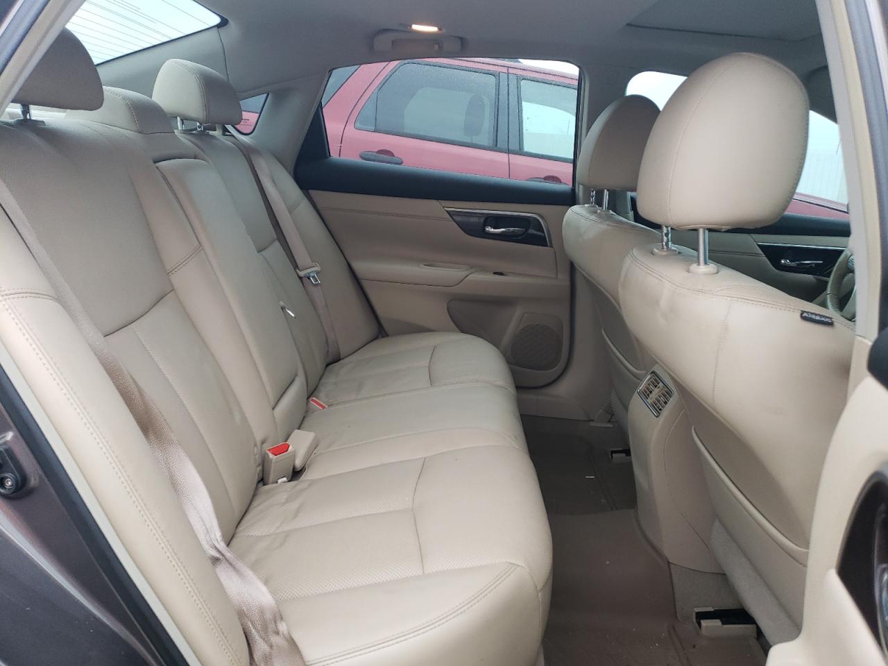 2013 Nissan Altima - Image 10