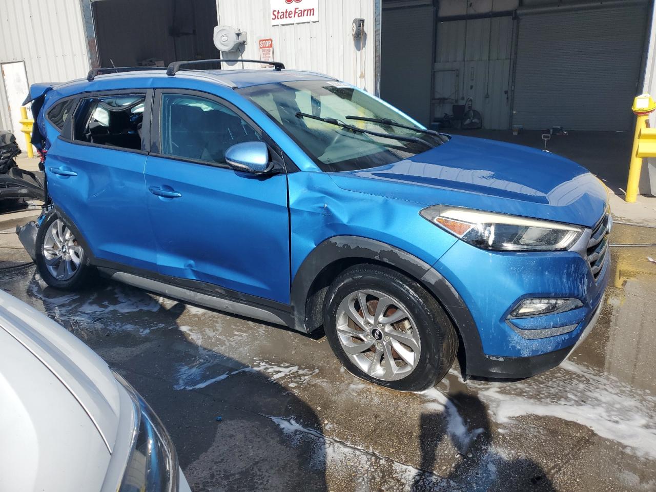 2017 Hyundai Tucson - Image 4