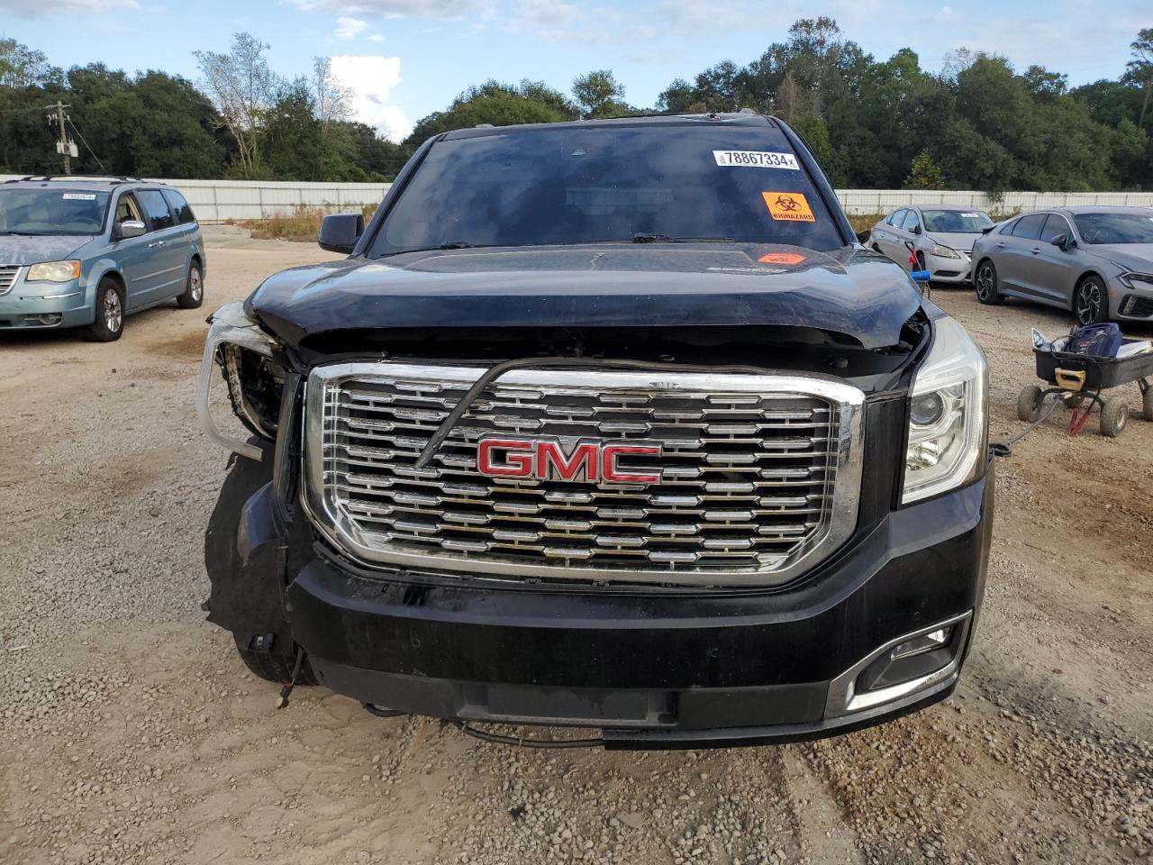 2016 GMC Yukon - Image 5