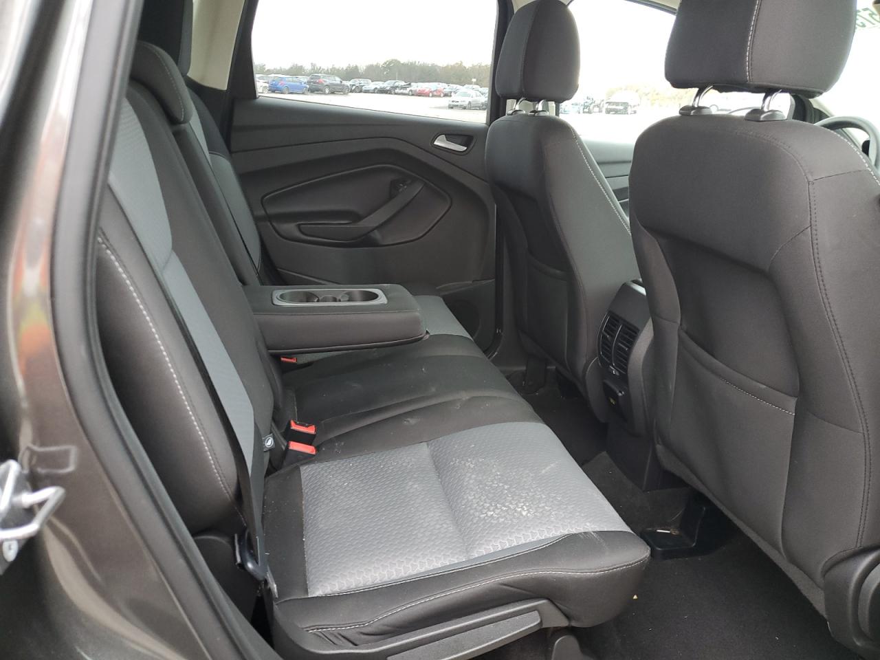 2017 Ford Escape - Image 11