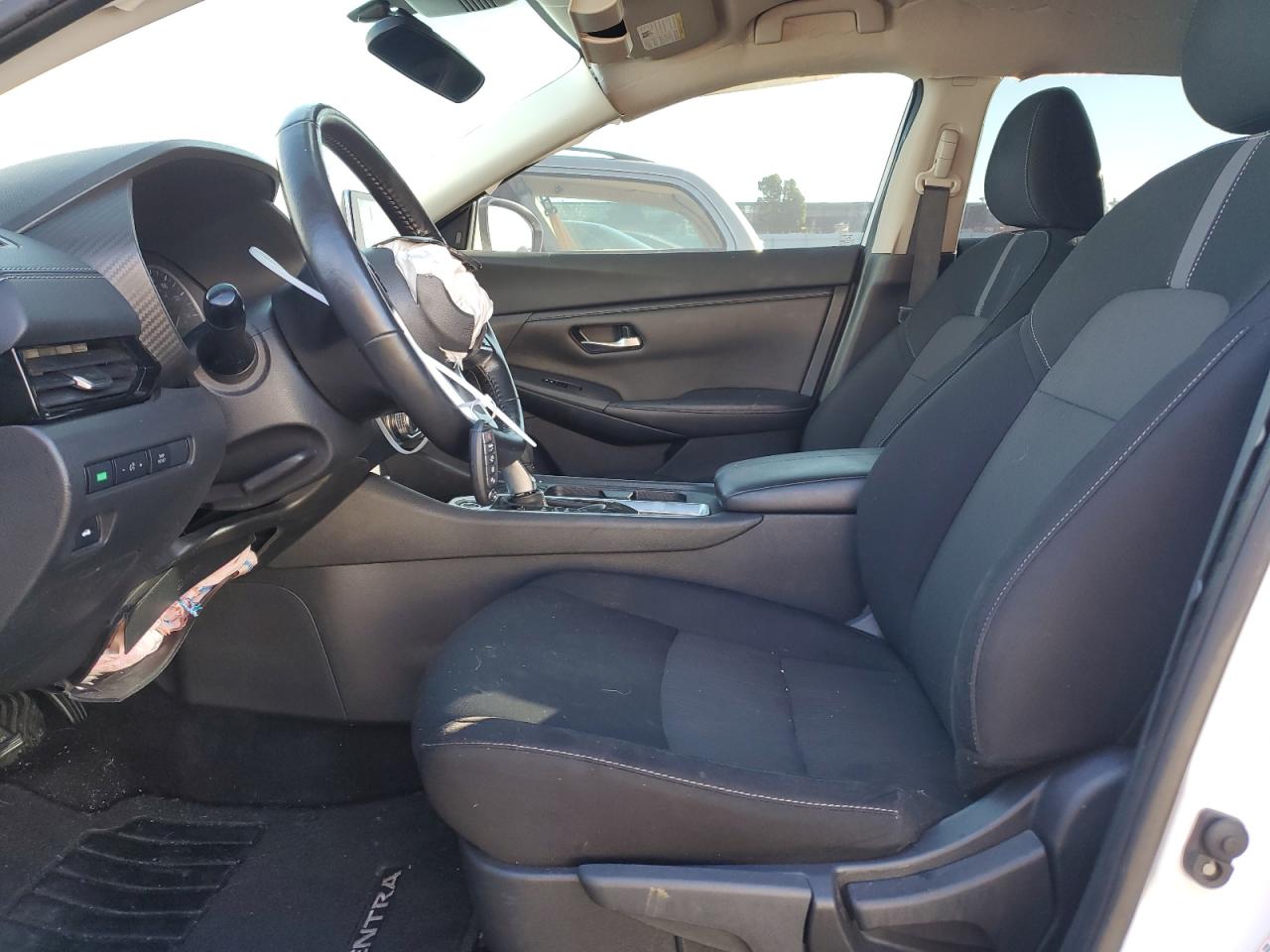 2022 Nissan Sentra - Image 7
