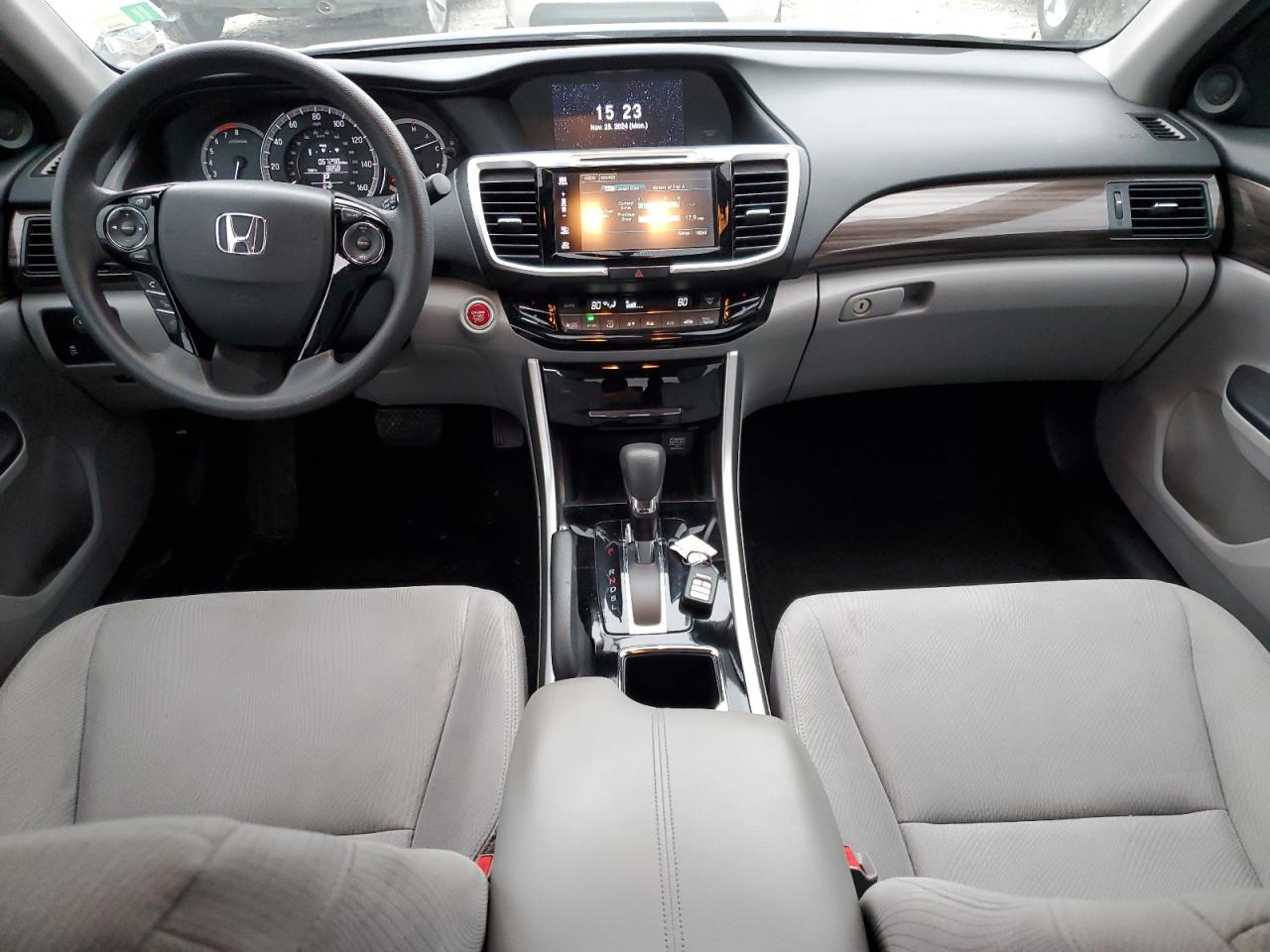 2017 Honda Accord - Image 8