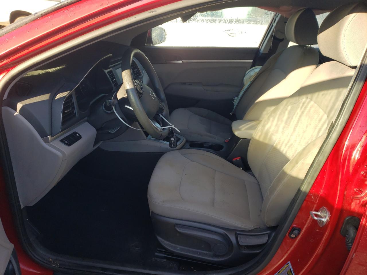 2019 Hyundai Elantra - Image 7
