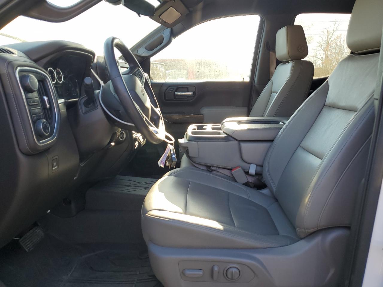 2019 Chevrolet Silverado - Image 7