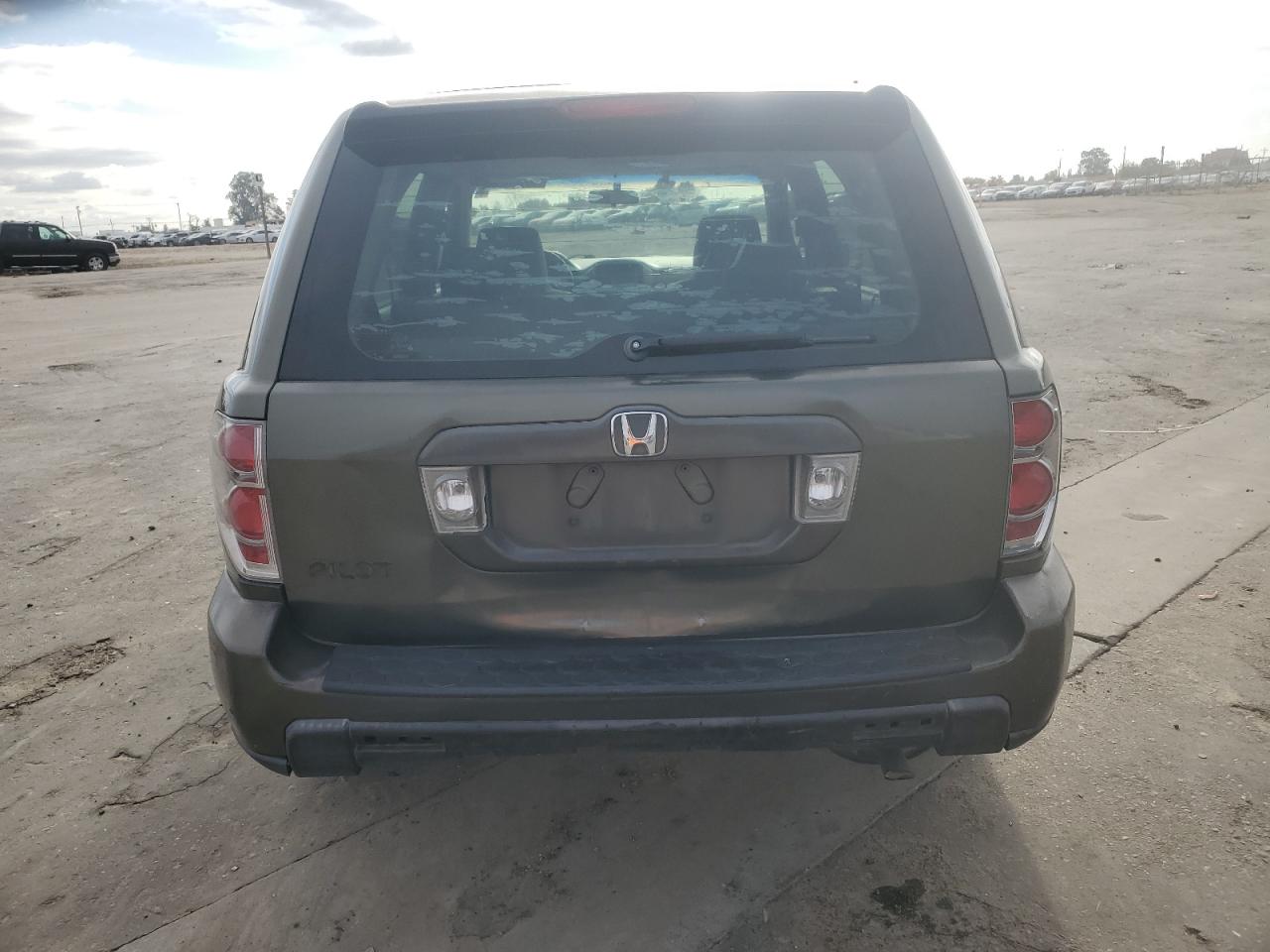 2006 Honda Pilot Lx VIN: 5FNYF28156B030230 Lot: 80756494