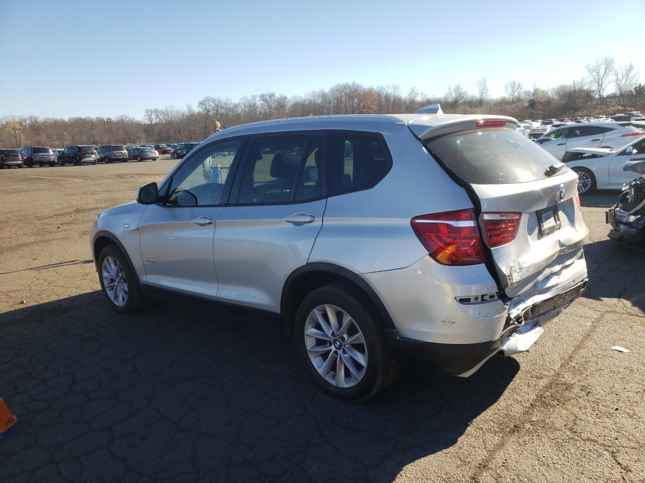 VIN 5UXWX9C54H0T07182 2017 BMW X3 no.2