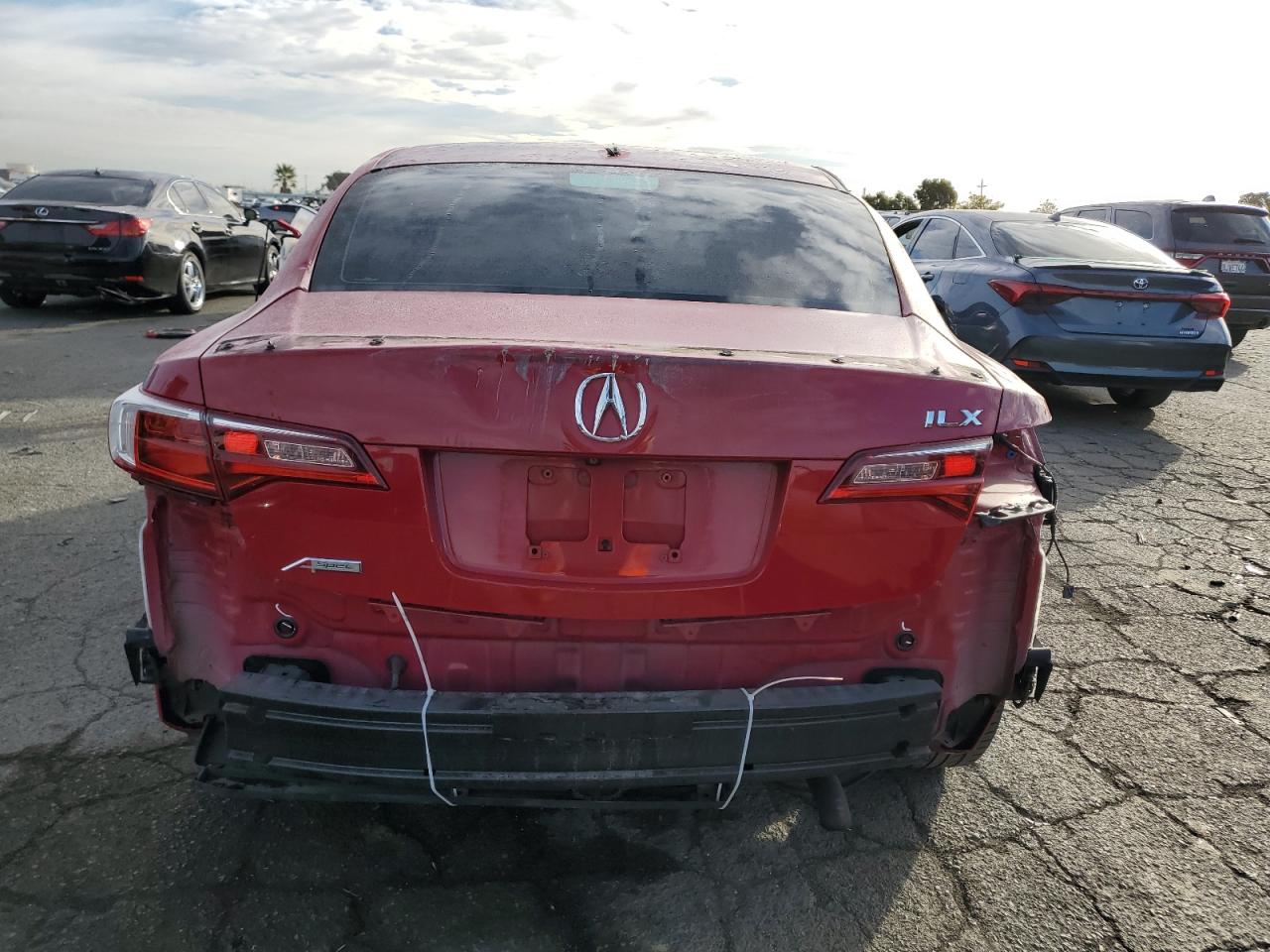 VIN 19UDE2F8XJA006901 2018 ACURA ILX no.6