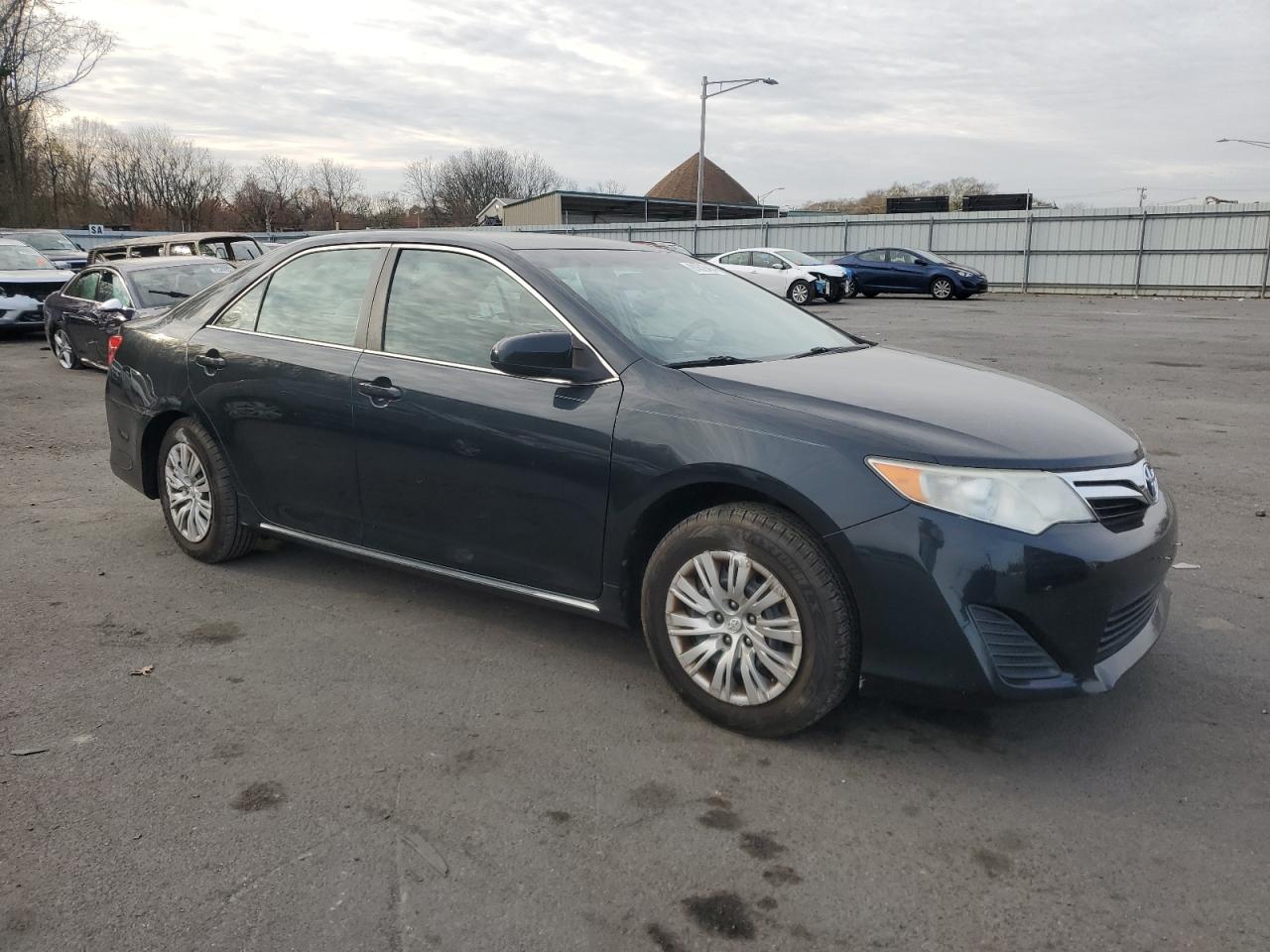 2014 Toyota Camry - Image 4