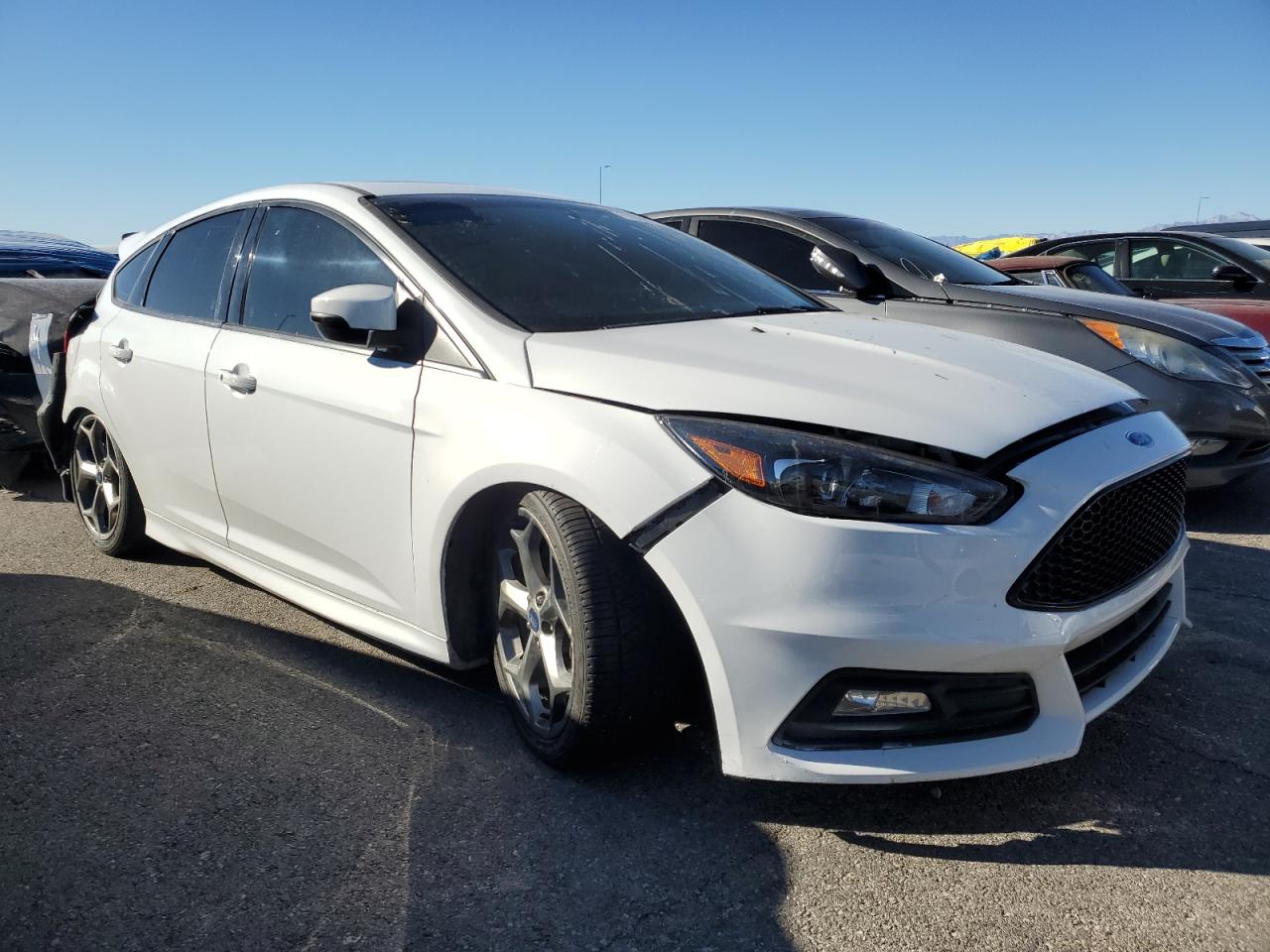 2017 Ford Focus - Image 4
