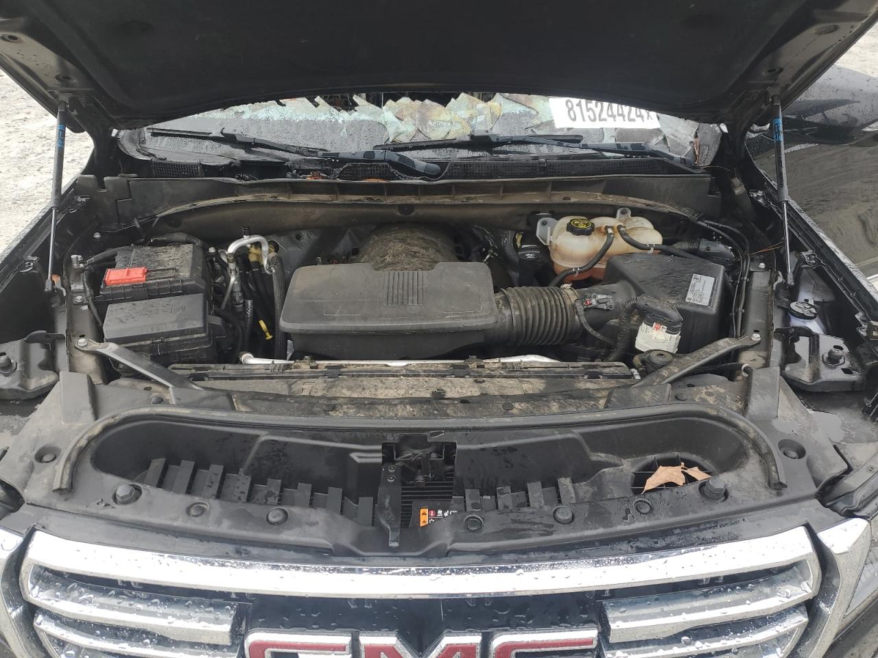 2021 GMC Yukon - Image 13