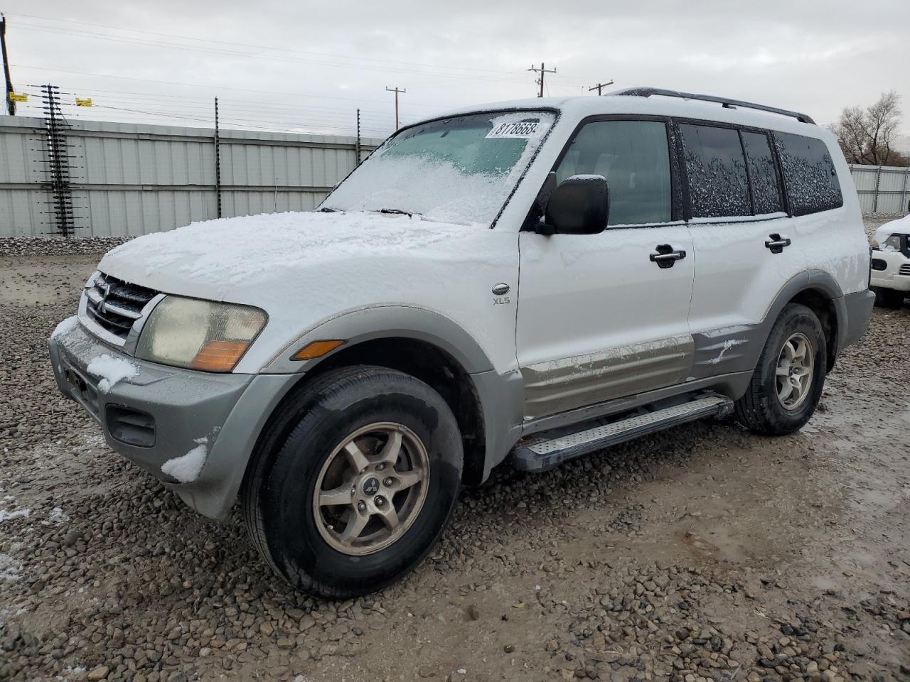 2002 Mitsubishi Montero - Image 1