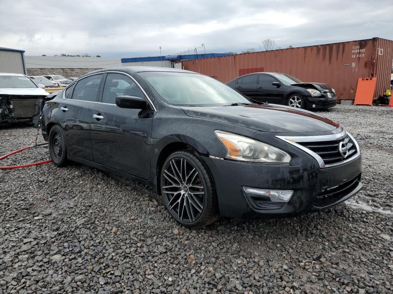 2015 Nissan Altima - Image 4