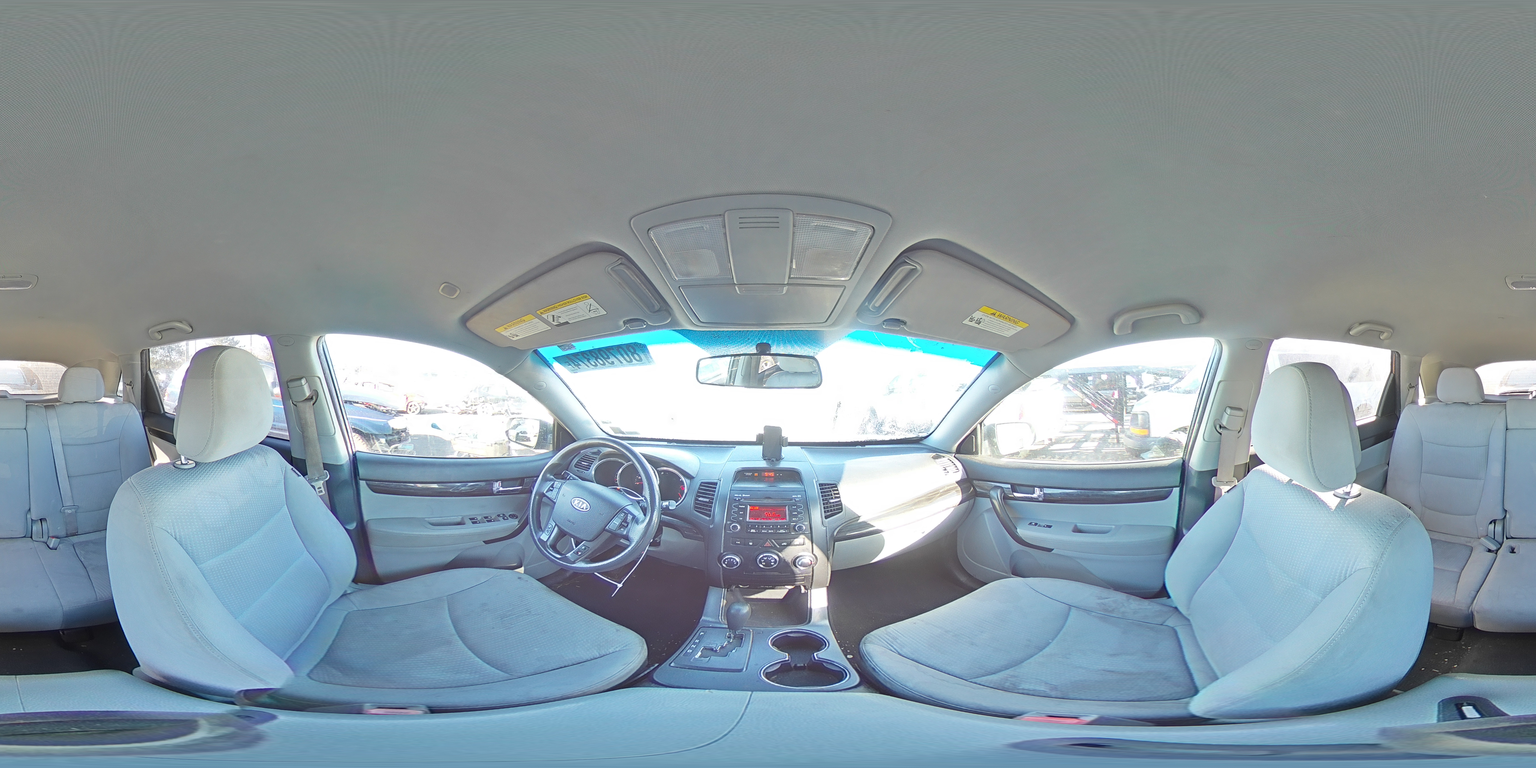 2011 Kia Sorento - Image 14