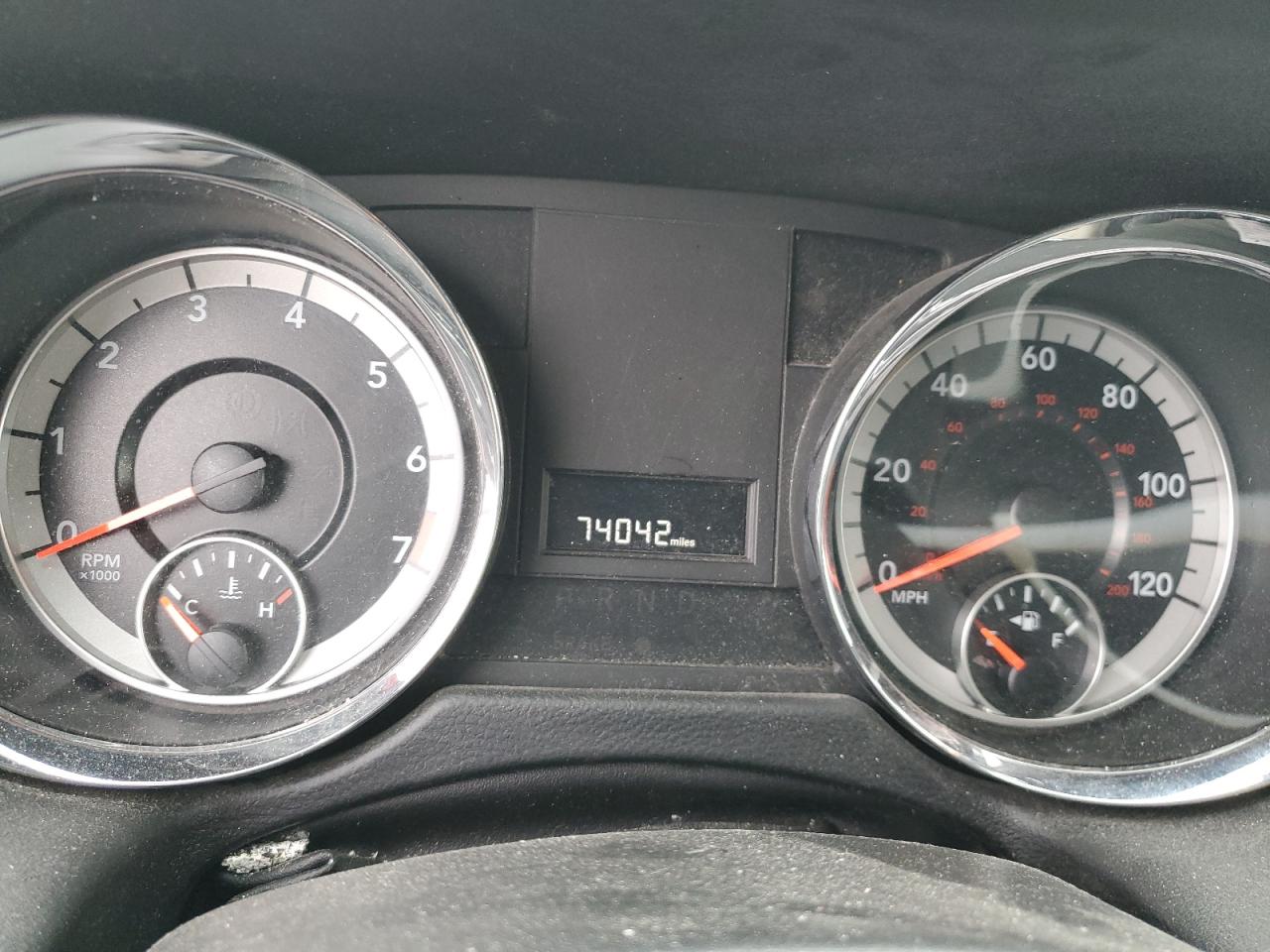 2018 Dodge Caravan - Image 9