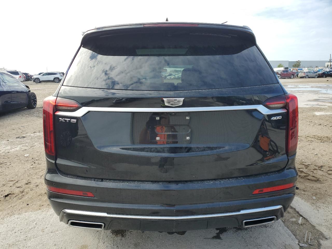 2022 Cadillac XT6 - Image 6