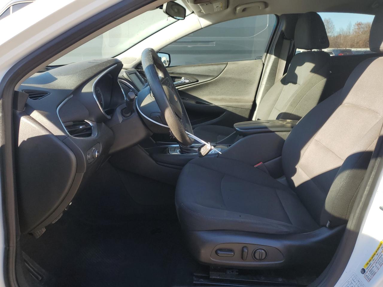 2017 Chevrolet Malibu - Image 7