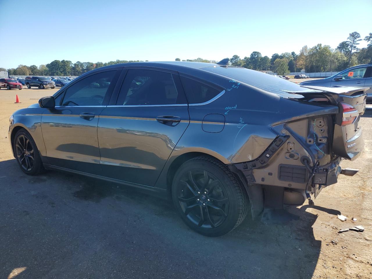 2020 Ford Fusion - Image 2