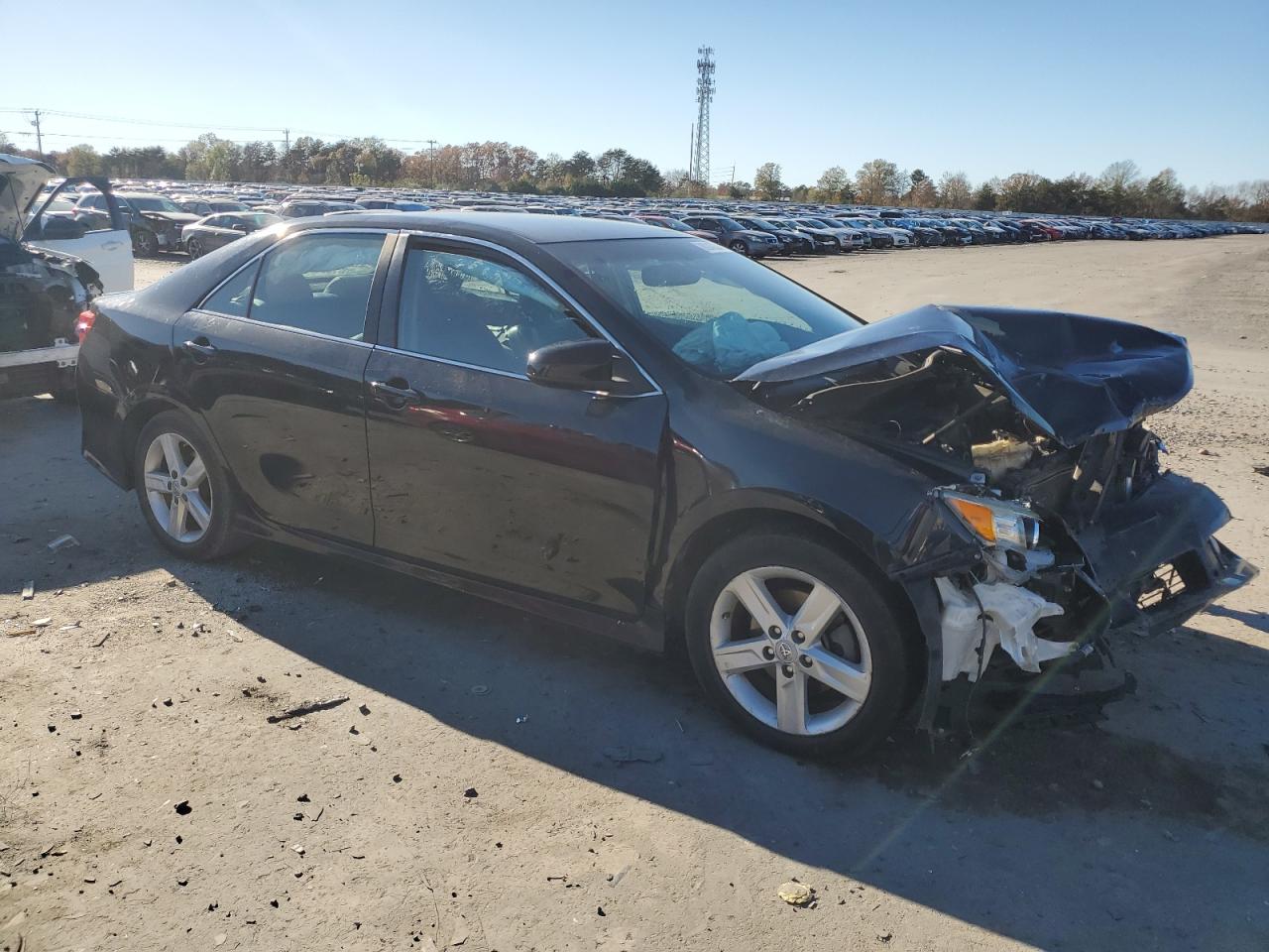 VIN 4T1BF1FKXDU207558 2013 TOYOTA CAMRY no.4