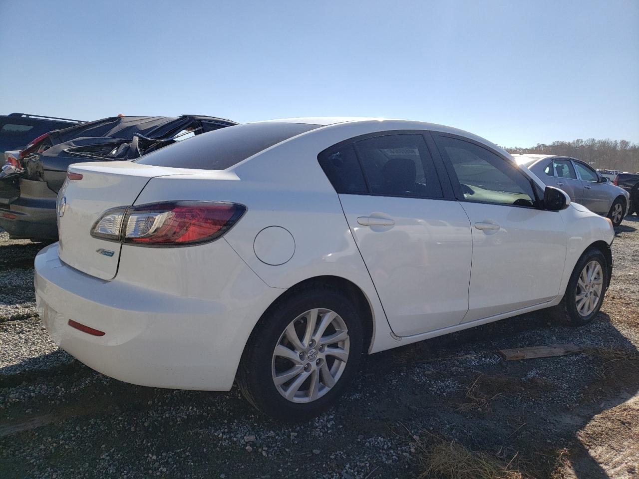 2012 Mazda 3 - Image 3