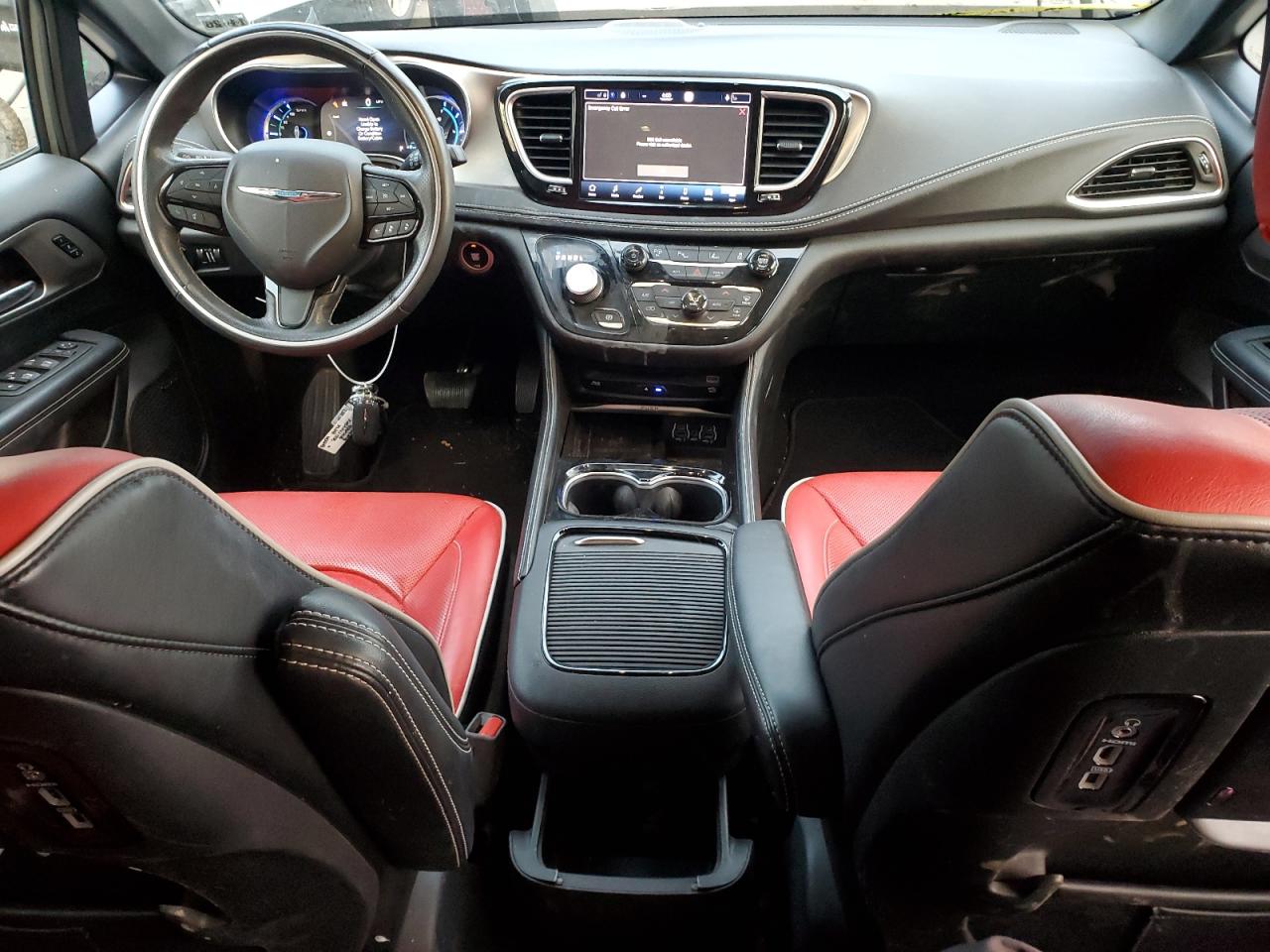 2021 Chrysler Pacifica - Image 8