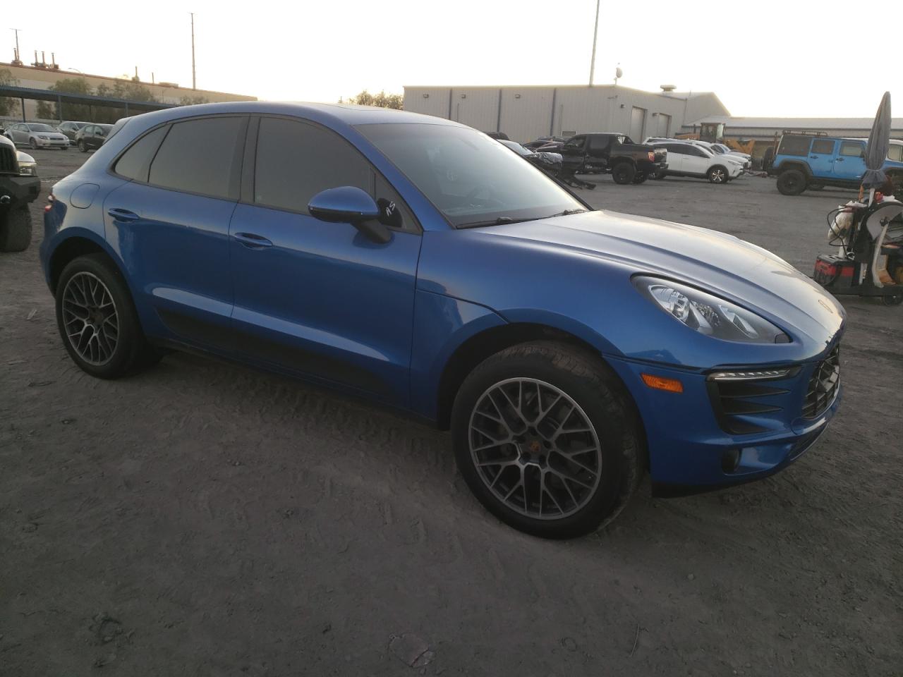 2015 Porsche Macan - Image 4
