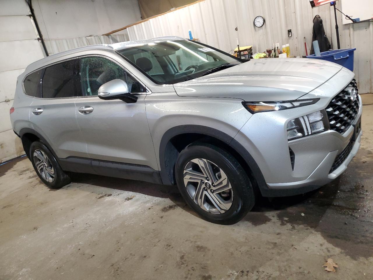 2023 Hyundai Santa Fe - Image 4