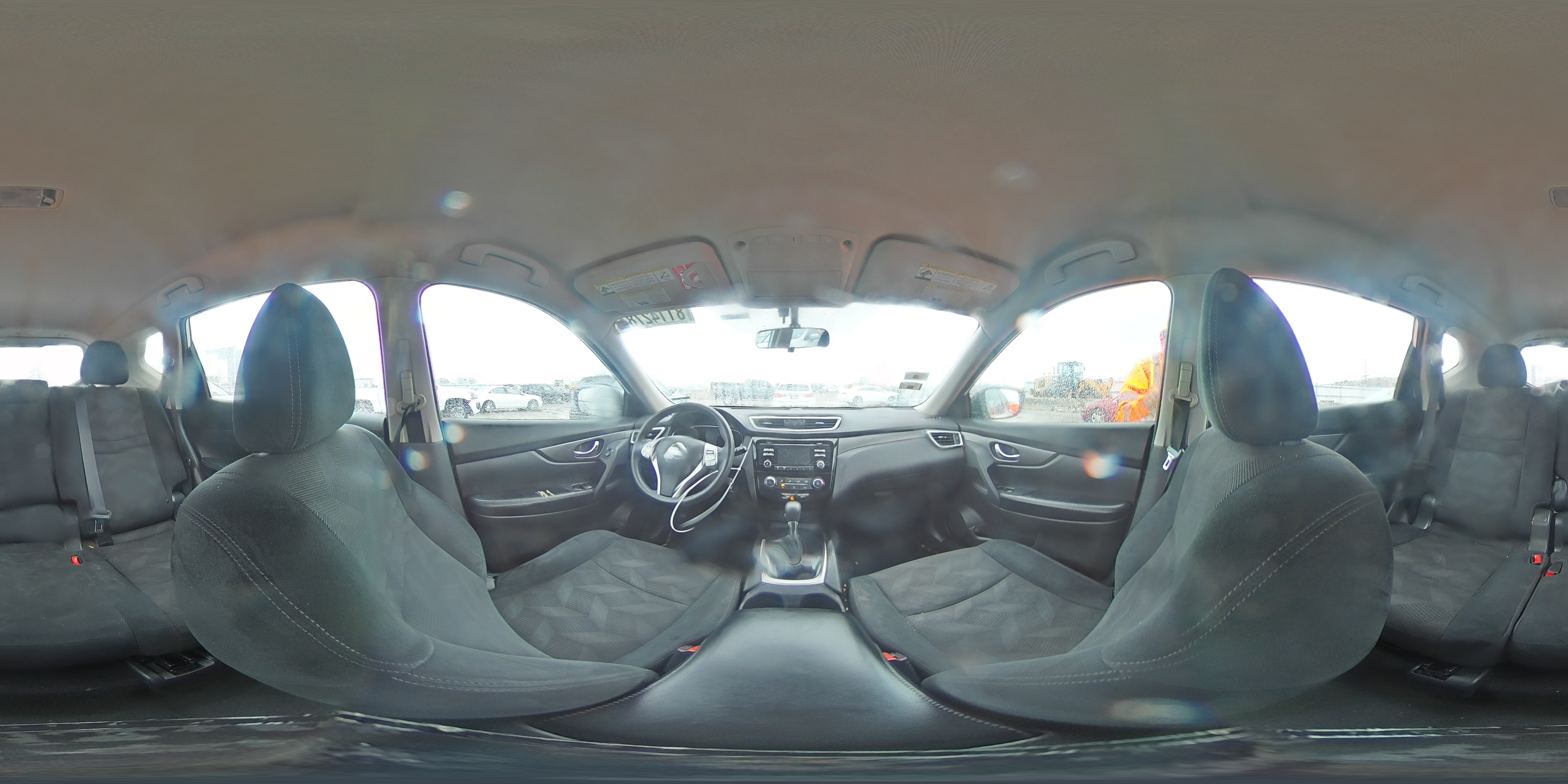 2015 Nissan Rogue - Image 14