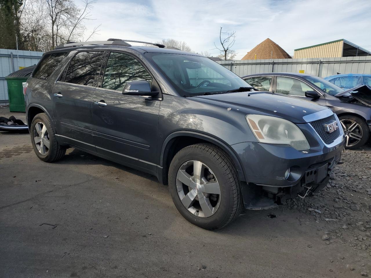 2011 GMC Acadia - Image 4