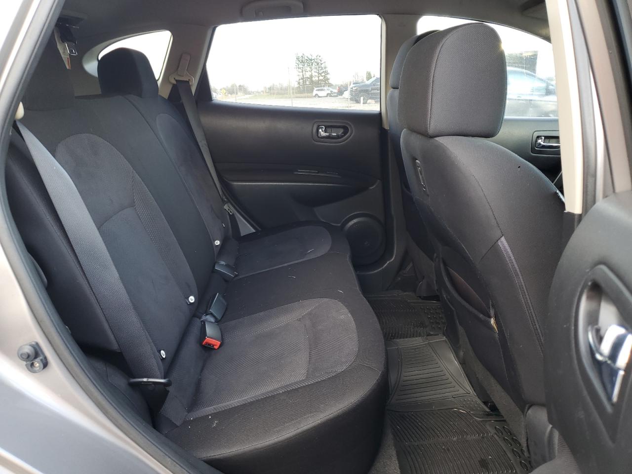 2012 Nissan Rogue - Image 11