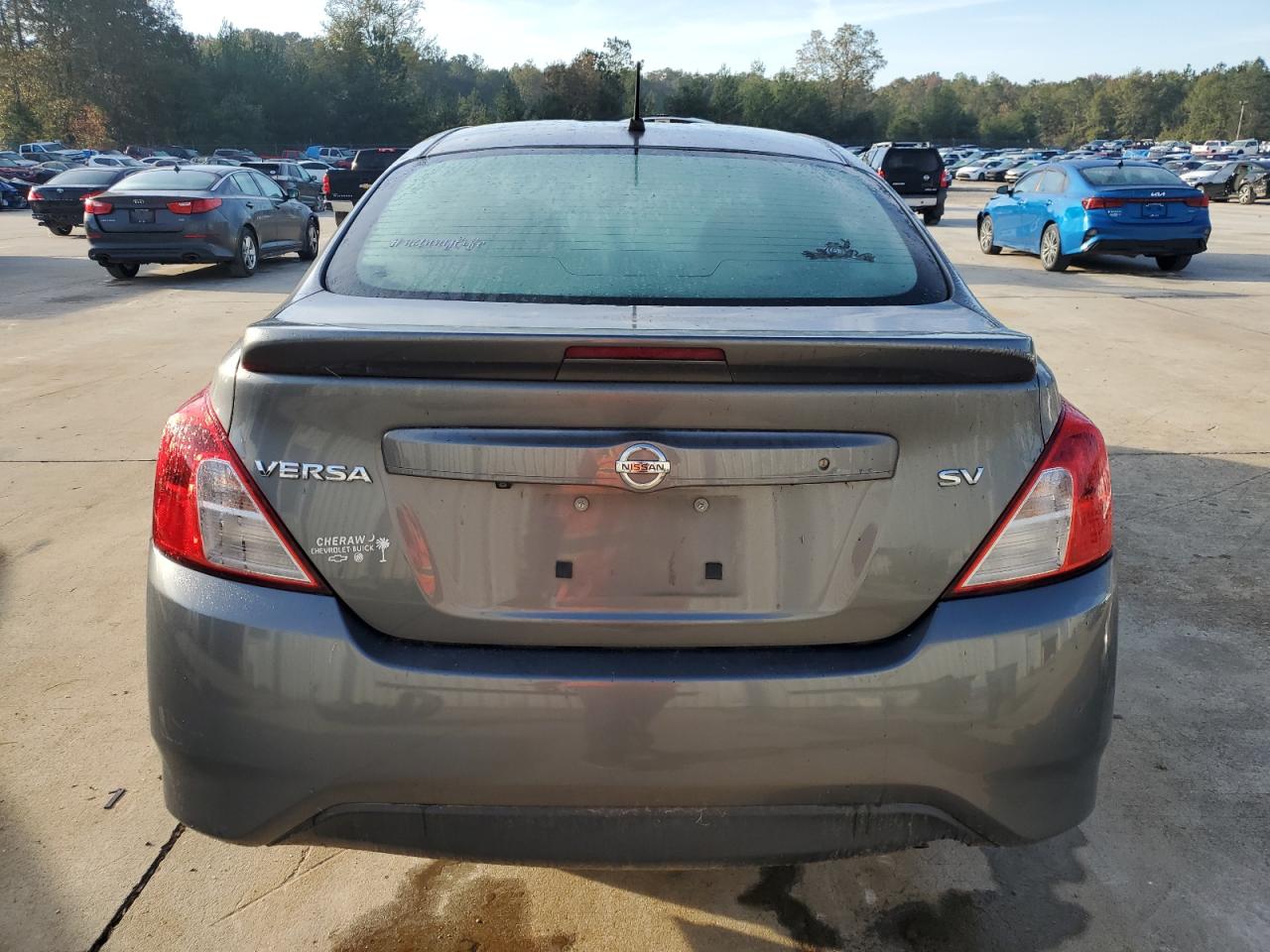 2019 Nissan Versa - Image 6